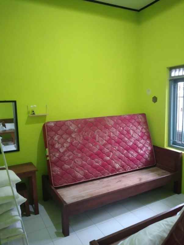 rumah siap huni tanah luas dekat pemda sleman