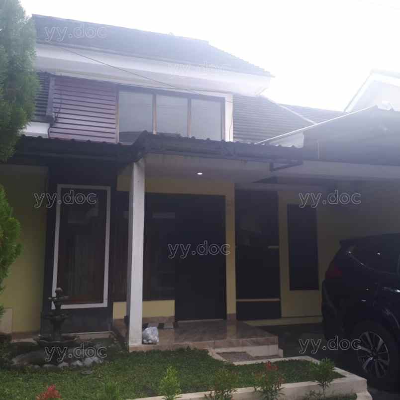 rumah strategis di pusat kota madiun