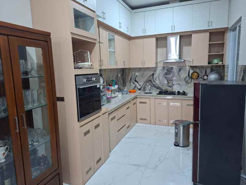 rumah taman galaxy indah galaxy