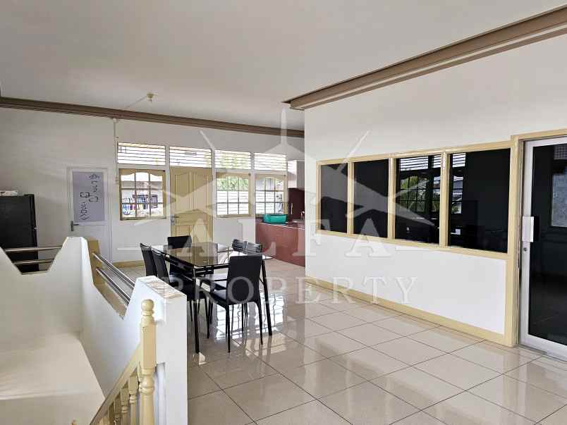 sewa cepat rumah mewah bagus full furnish siap huni