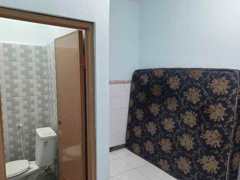 sewa kamar hemat jakarta di tanah abang