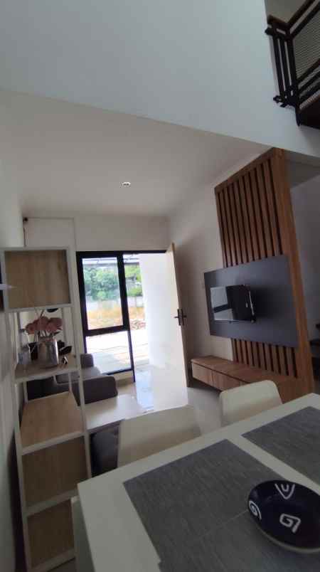 siap huni rumah townhouse modern kota bekasi