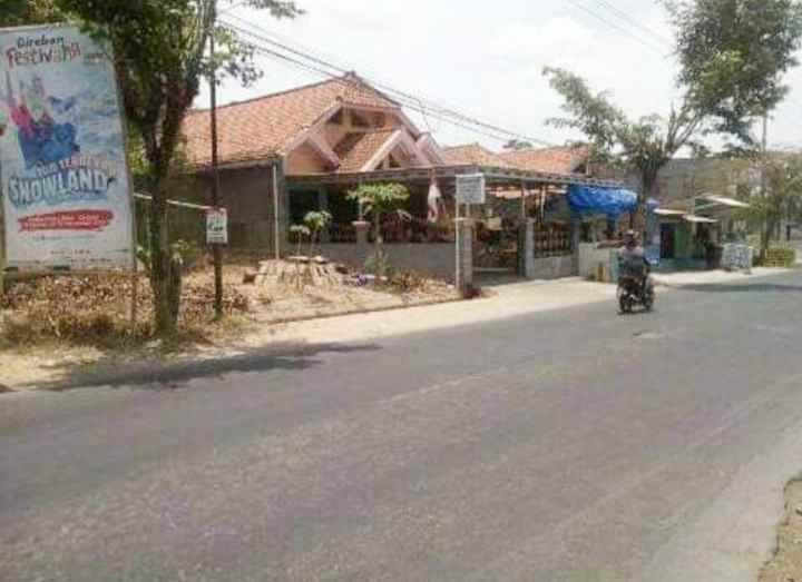 tanah komersil pinggir jl raya kota kiluni gan dijual