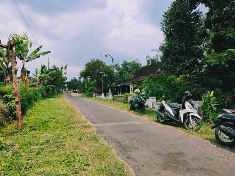 tanah komplek pasar kerjo