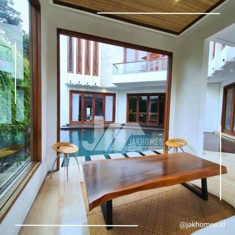 tropical modern house pondok indah