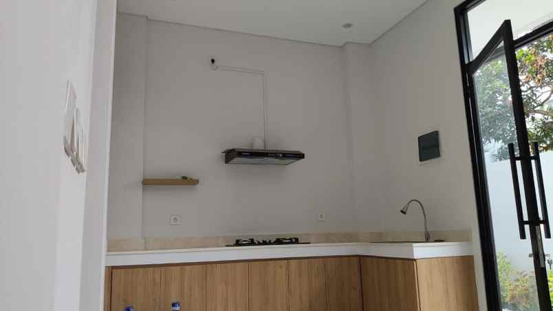 villa leasehold furnished kerobokan badung bali