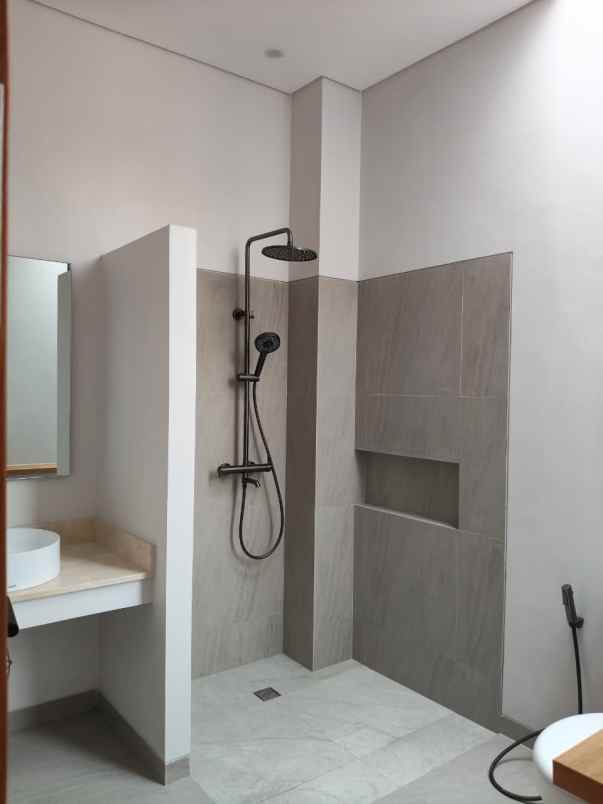 villa leasehold furnished kerobokan badung bali