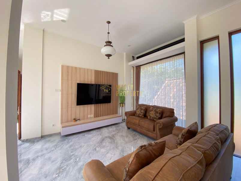 villa view cantik di balecatur sleman