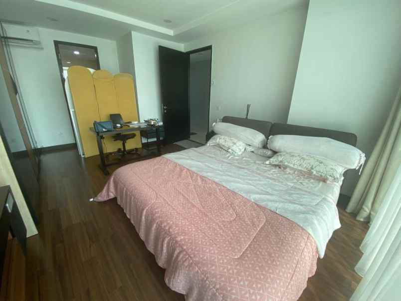 apartemen 3 br satu8 residence jakarta barat