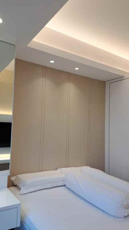 apartment grand sungkono lagoon tower caspian lt 10