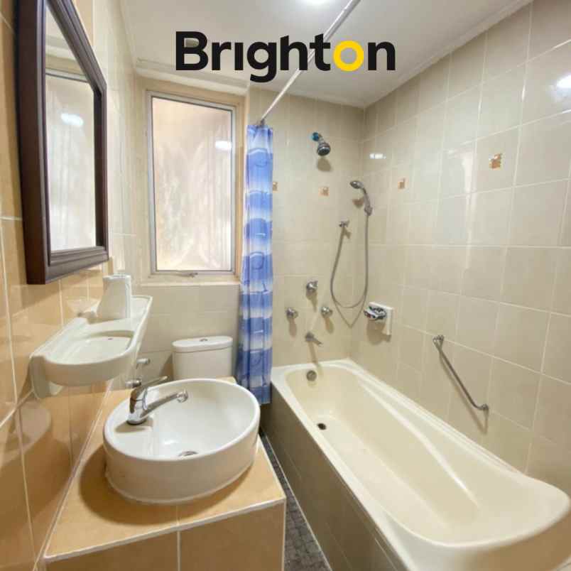 crown court executive cikarang 3br harga bu