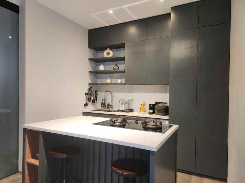 crystal golf citraland minimalis furnished siap huni