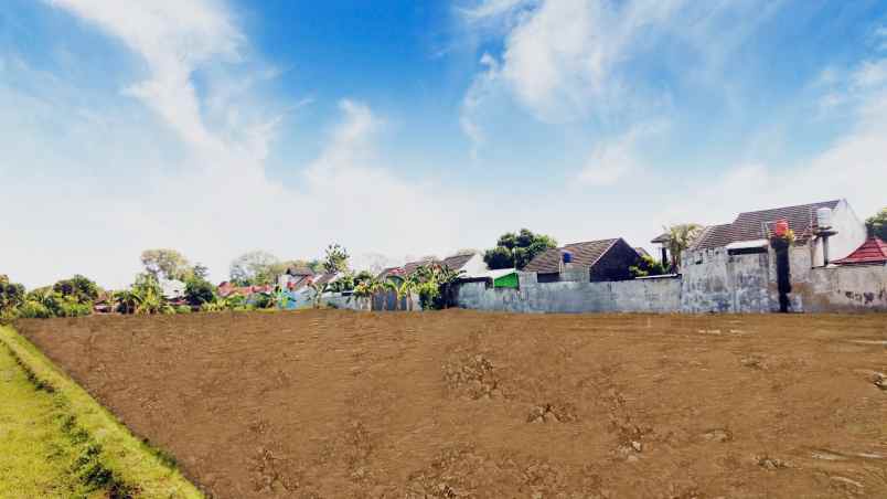 dekat candi prambanan cocok untuk hunian villa