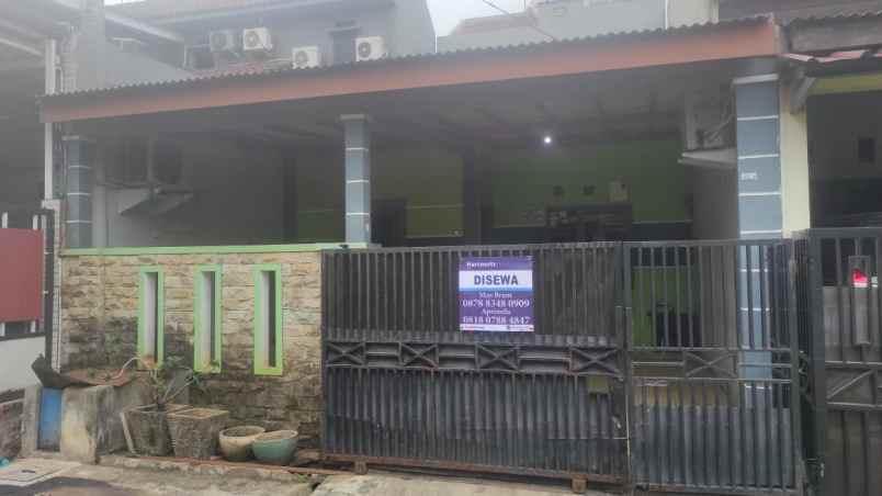 di sewakan 1 unit rumah di duta bintaro cluster ubud 2