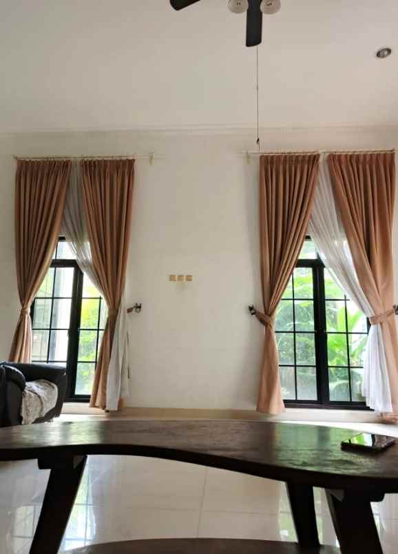 dijual apartemen cluster emerald serpong utara