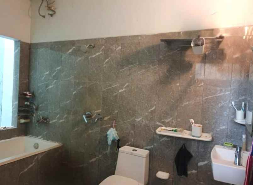 dijual apartemen cluster emerald serpong utara