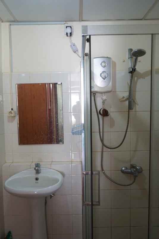 dijual apartemen kuningan