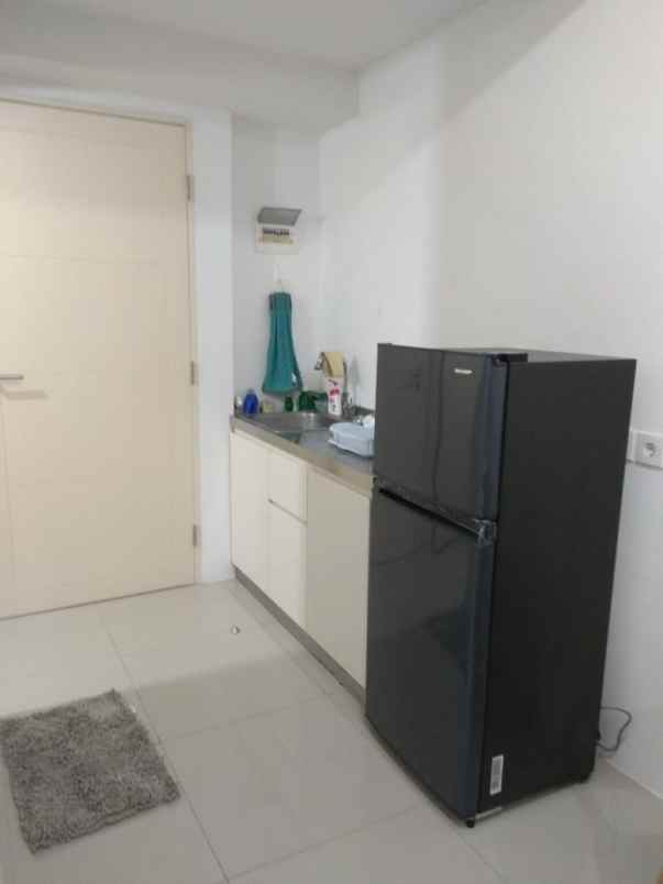 dijual apartemen pakuwon indah surabaya