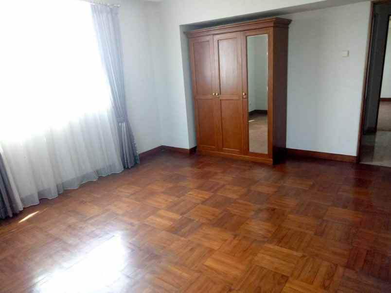 dijual apartemen pondok indah