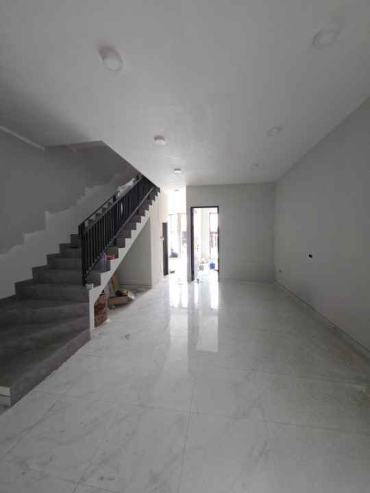 dijual apartemen semalang indah