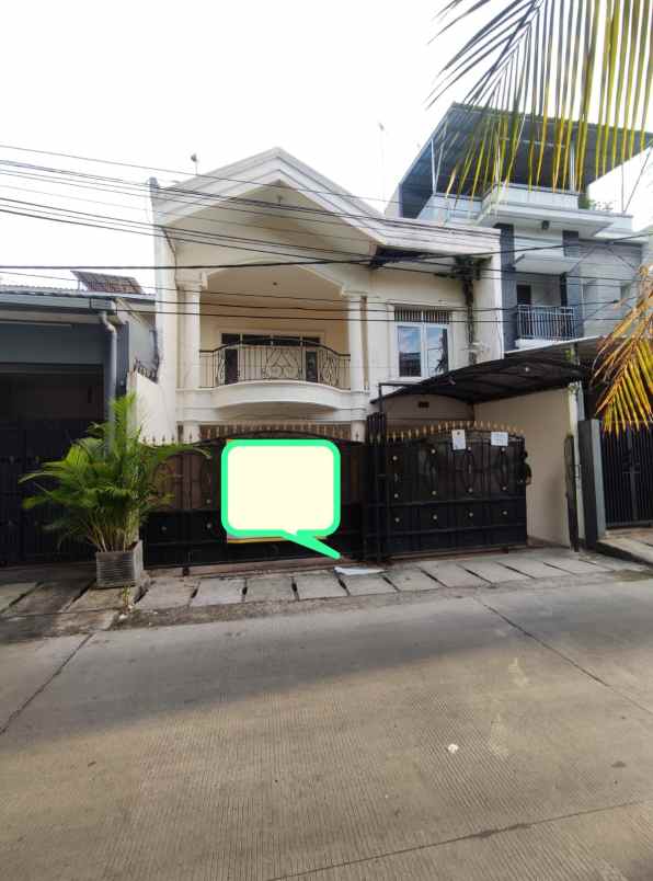 dijual cepat rumah bagus 2 lantai kelapa gading