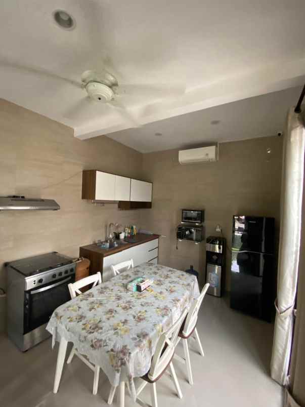 dijual cepat rumah di lippo cikarang