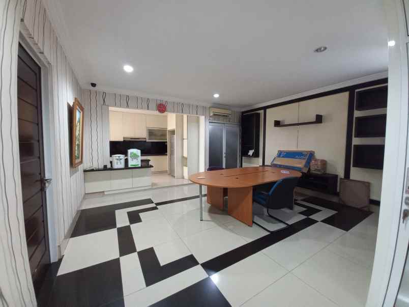 dijual cepat rumah kantor ready to use