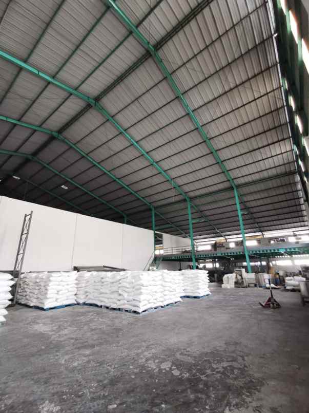 dijual disewakan gudang ex pabrik di singosari malang