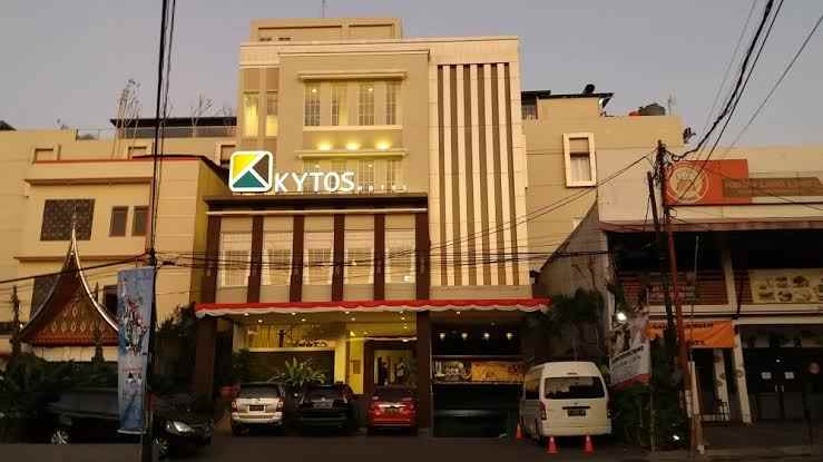 dijual hotel jl setiabudi bandung jawa