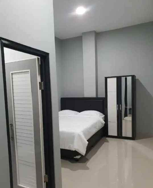 dijual hotel jln ahmad yani