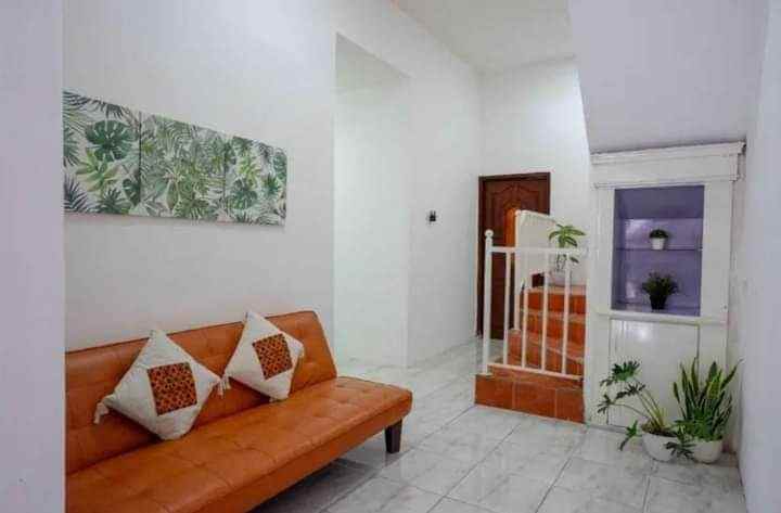 dijual hotel karangrejo jatingaleh