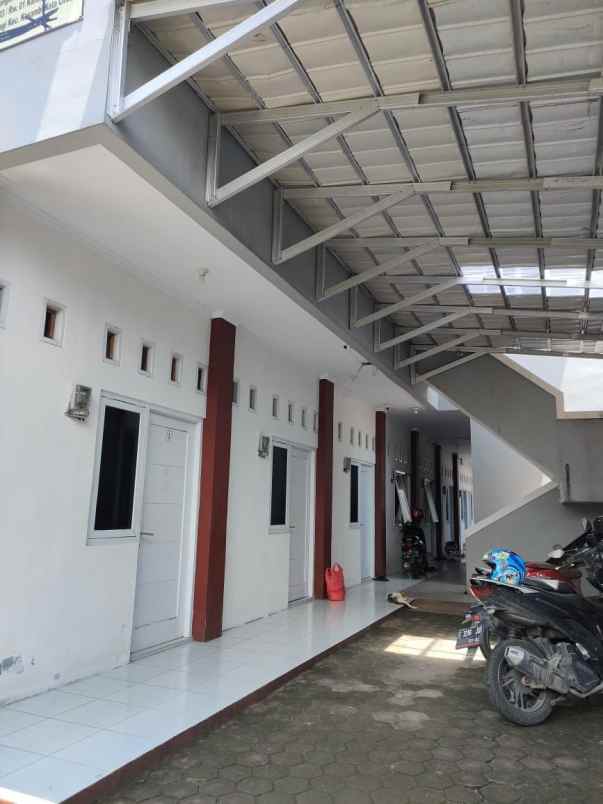 dijual kost an strategis