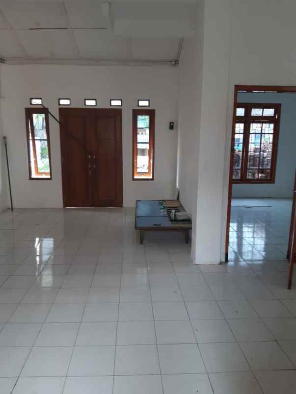 dijual kost caturtunggal depok sleman