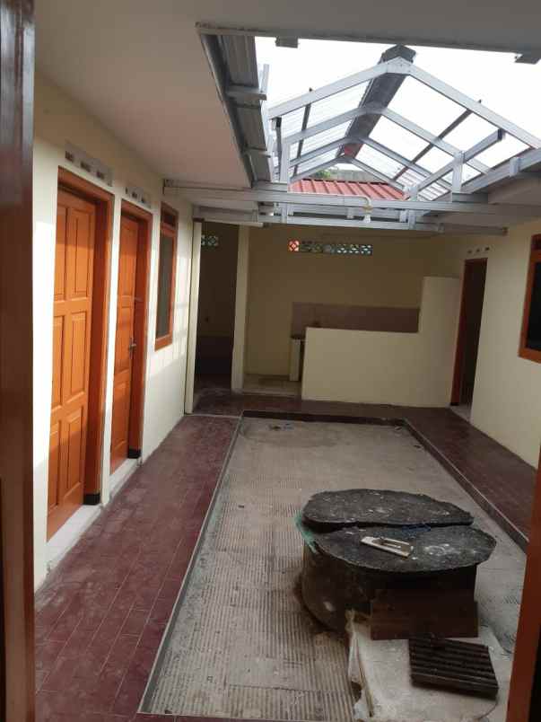 dijual kost caturtunggal depok sleman