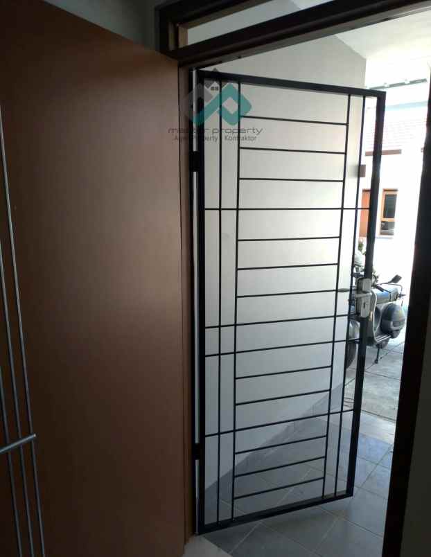 dijual kost derwati mas estate