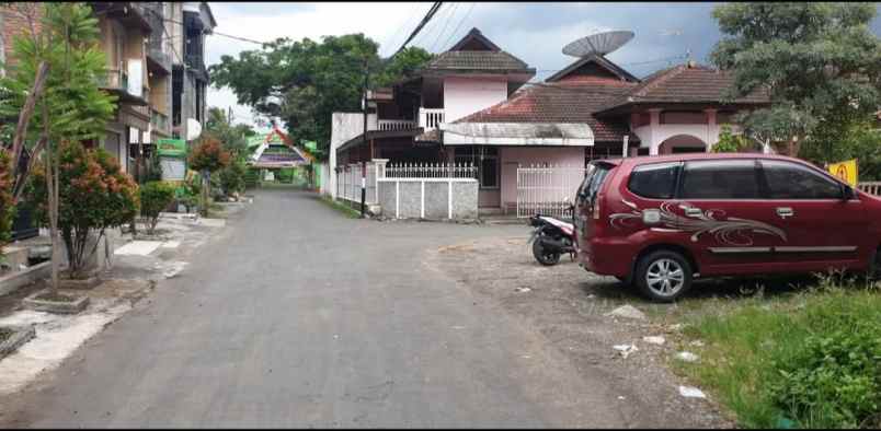 dijual kost jalan sunan ampel 3
