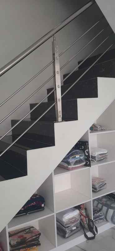 dijual kost jl gunung sewu jebres solo