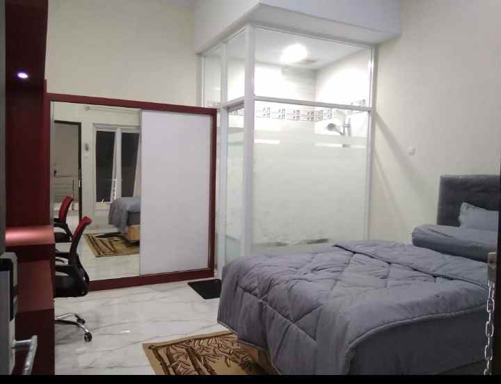 dijual kost jl gunung sewu jebres solo