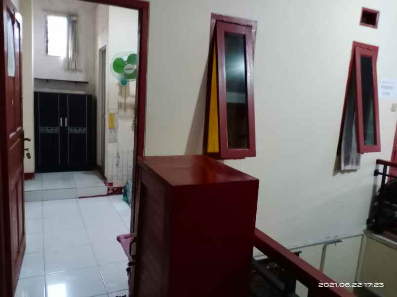 dijual kost pengadegan timur