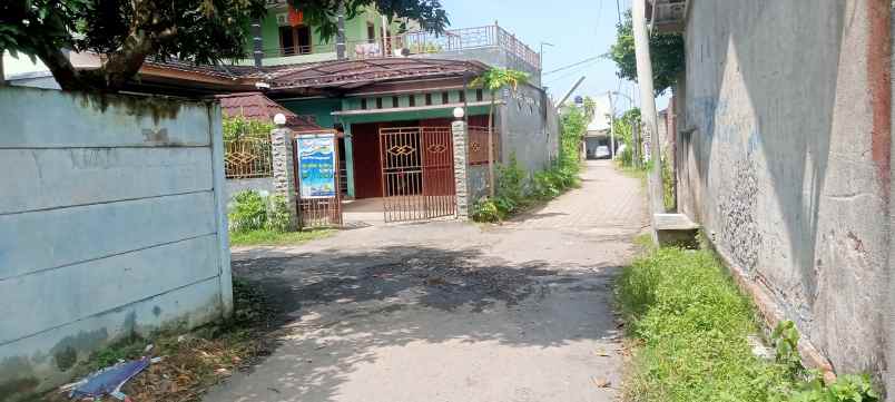 dijual murah rumah plus kost kostan