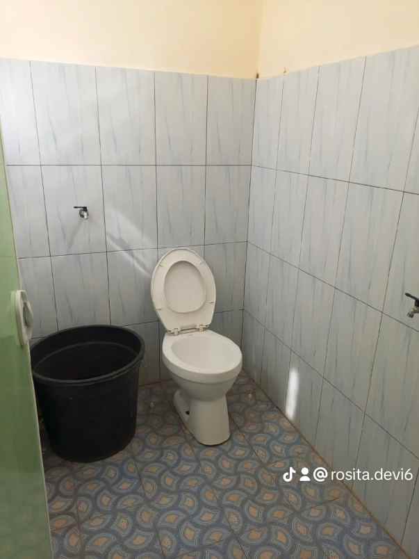 dijual murah rumah plus kost kostan