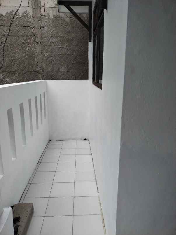 dijual murah rumah shm harga nego cikokol tangerang