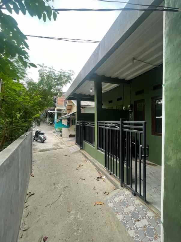 dijual new kontrakan 2 pintu di bintara 8 bekasi barat