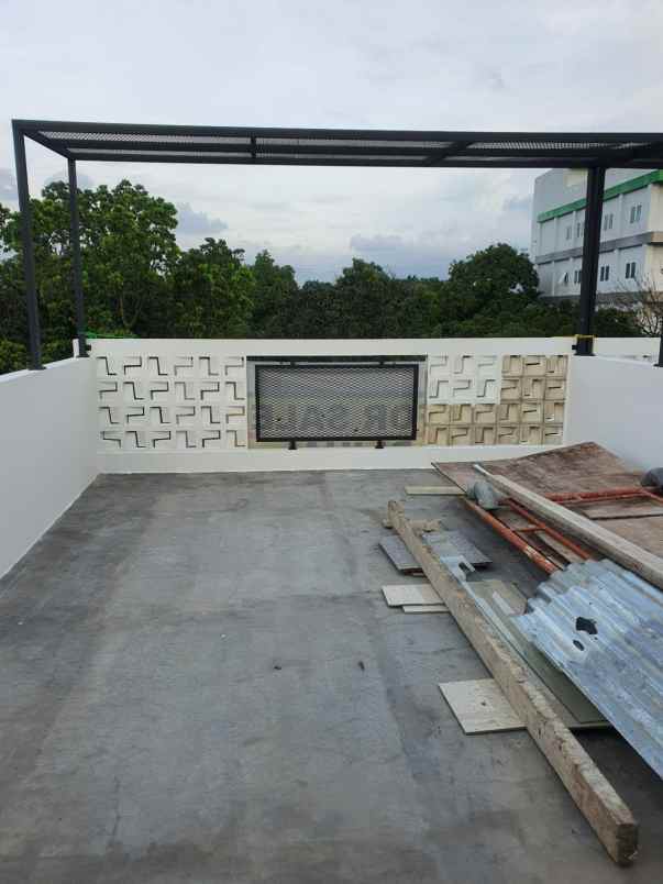 dijual ruko baru di jagakarsa lokasi strategis