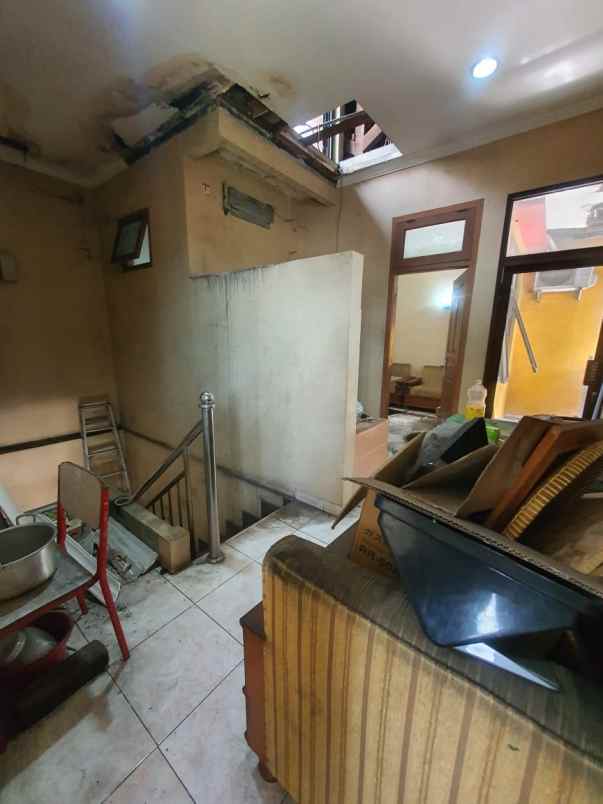 dijual ruko gudang kantor gandaria utara kec