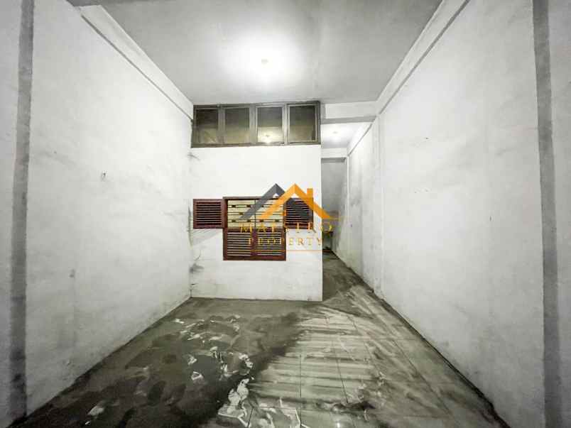 dijual ruko gudang kantor jalan gaharu medan