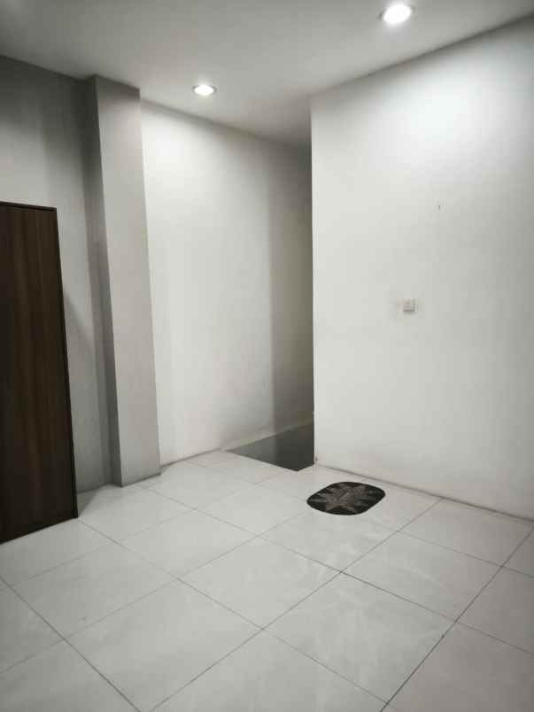 dijual ruko gudang kantor jalan mayjen sungkono