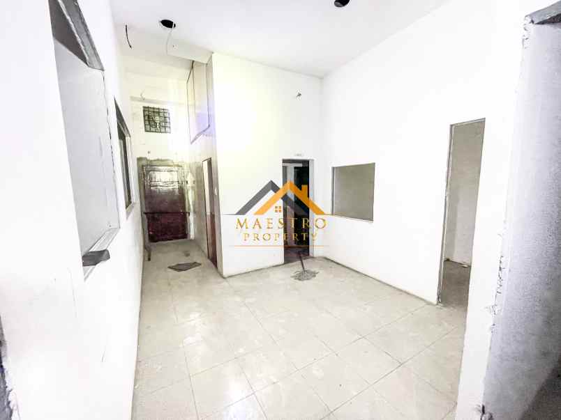 dijual ruko gudang kantor jalan mh thamrin daerah