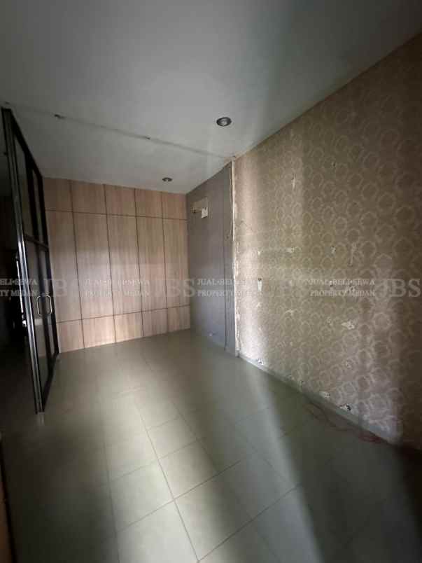 dijual ruko gudang kantor jalan pembangunan iv