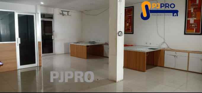dijual ruko gudang kantor jalan raya babelan